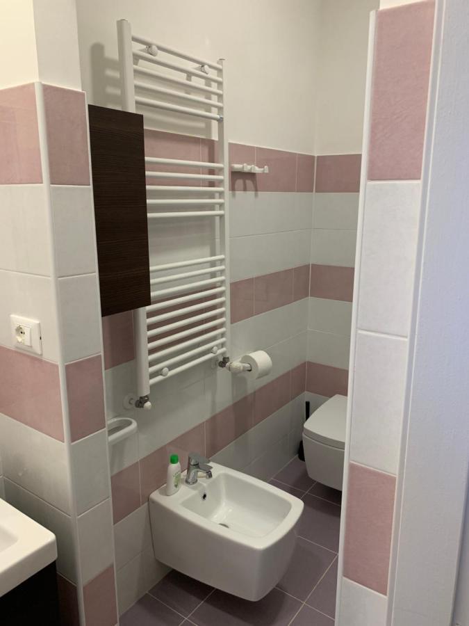 Casa Friends Lingotto Ospedali Metro Spezia 호텔 토리노 외부 사진